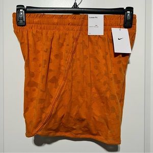 Nike Dri-FIT Breezy Girl’s High-Waisted Training Shorts, Monarch/Dark Russet